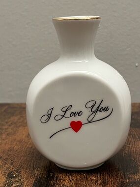I Love You Vase, Vintage Heart Vase Japan, Vintage Vases, Porcelain Vases